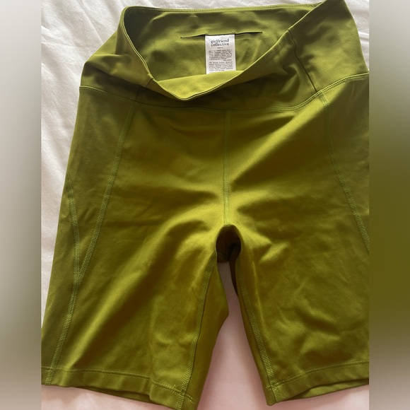 SOLD Girlfriend Collective High Rise Bike Shorts. Great condition - Picture 1 of 7